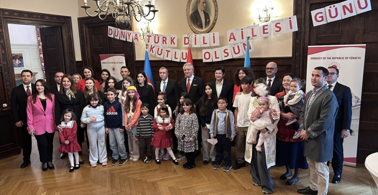 Atina'da Dünya Türk Dili Ailesi Günü Etkinliği Düzenlendi