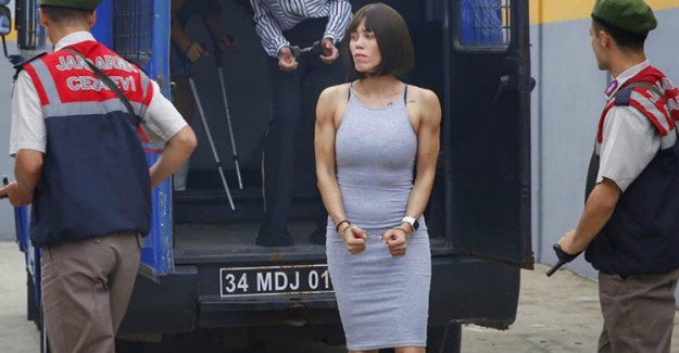 Avlu'nun Bade'si Sevda Dalgıç’ın Yeni İmajı Sosyal Medyayı Salladı