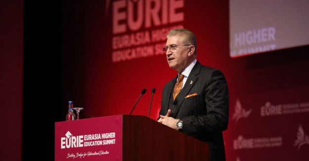 Avrasya Üniversiteler Birliği Başkanı Dr. Mustafa Aydın, Çin'de Geleceğin Eğitimcisi Seçildi