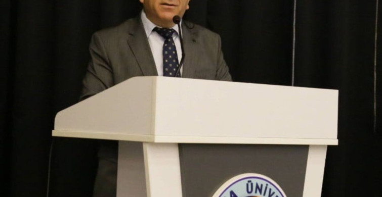 Avrasya Üniversitesi 1. Ulusal Öğrenci Sempozyumu Başladı