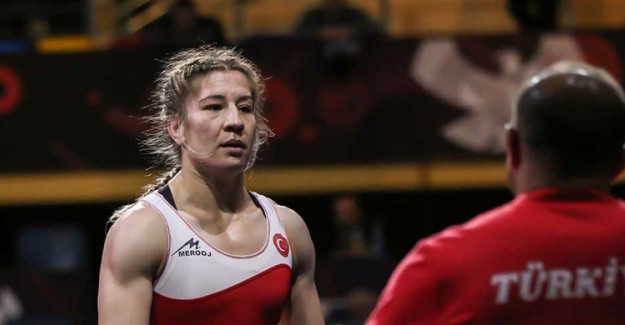 Avrupa Güreş Şampiyonası'nda Bir Altın da Yasemin Adar'dan 