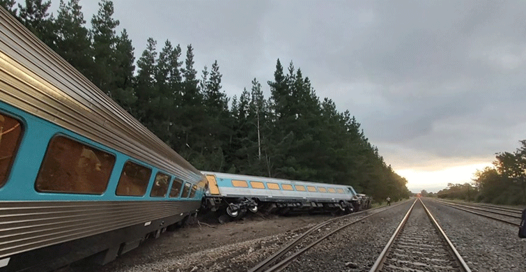 Avustralya'da Tren Kazasında 2 Kişi Hayatını Kaybetti