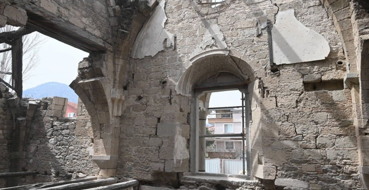 Aya Yorgi Kilisesi Kütüphane ve Bitki Araştırma Merkezi Oluyor