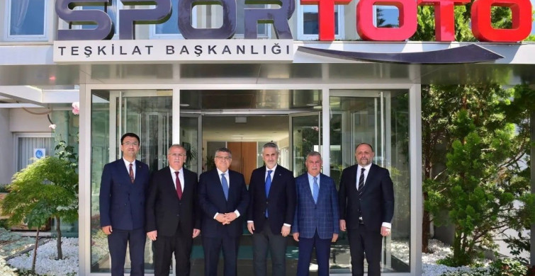 Ayancık ilçesine modern kapalı yüzme havuzu kazandırılacak