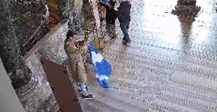 Ayasofya Camii'nde Provokatif Eylem