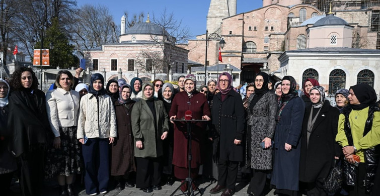Ayasofya'da 300 Binin Üzerinde Hatmin Duası