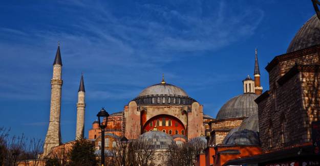 Ayasofya'da Görev Alacak İsimler Belli Oldu