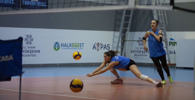 Aydın Büyükşehir Belediyespor Kadın Voleybol Takımı İkinci Devreye Hazır