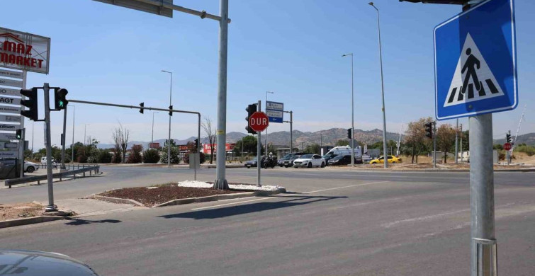 Aydın Şehir Hastanesi ulaşımındaki yaya güvenliği sorunu hastaları endişelendiriyor