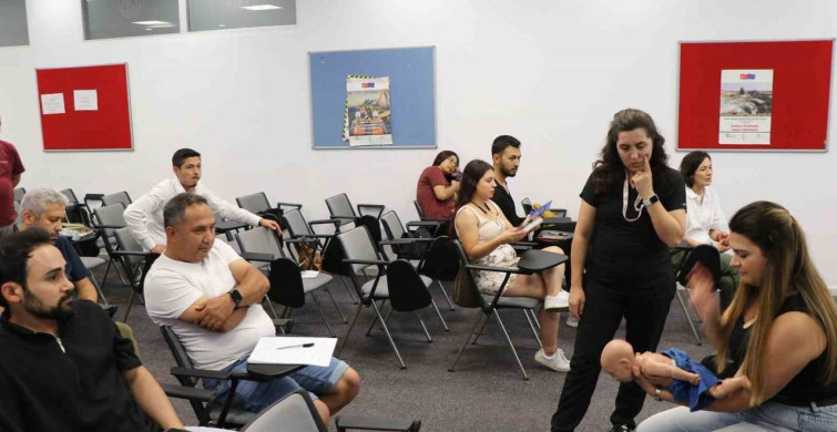 Aydın Ticaret Odası üyeleri ilk yardım eğitimi aldı