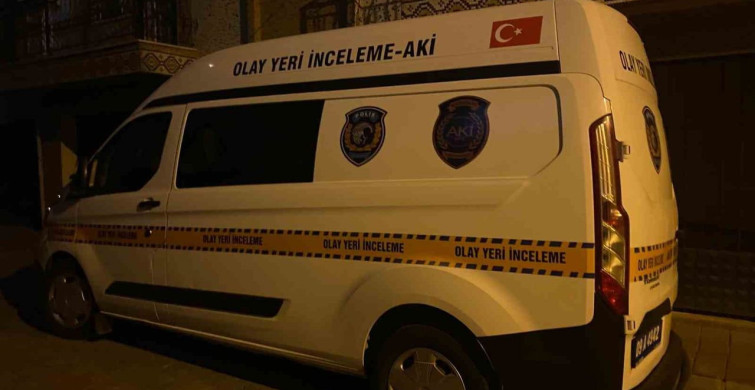Aydın'da apartmanı saran kötü koku, erkek cesedini ortaya çıkardı