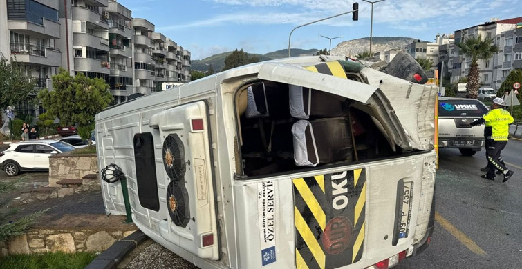 Aydın’da İki Minibüs Çarpıştı: 6 Yaralı
