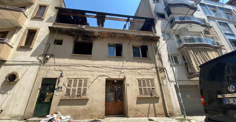 Aydın'da kadın evini ateşe verdi, alevler geceyi aydınlattı