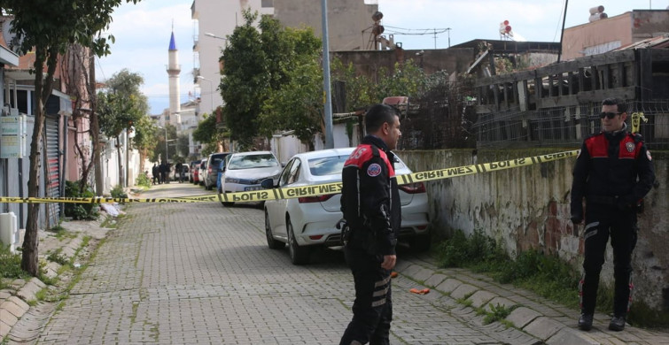 Aydın'da Yaşlı Çiftin Cenazesi Defnedildi