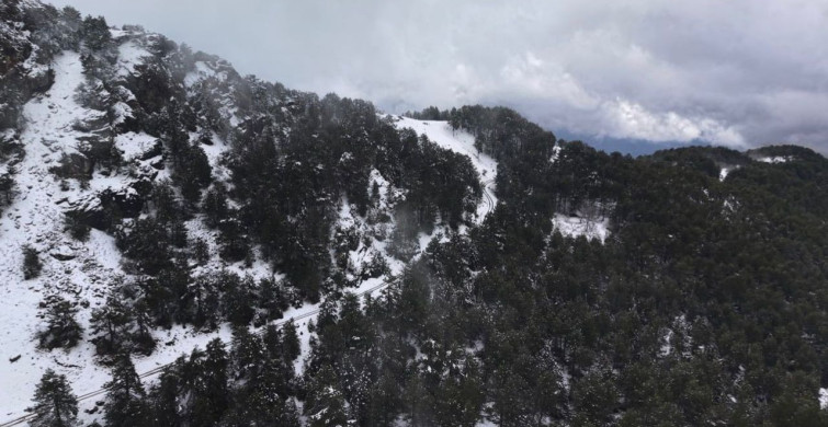 Aydın'ın Paşa Yaylası'nda Bahar Ayında Kış Manzarası