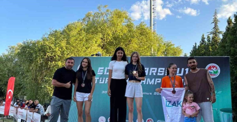 Aydınlı atlet Gaye Kadem, Türkiye ikincisi oldu