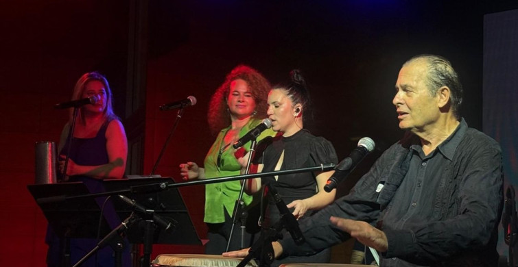 Ayhan Sicimoğlu ve Latin All Stars Bursa'da Büyüledi