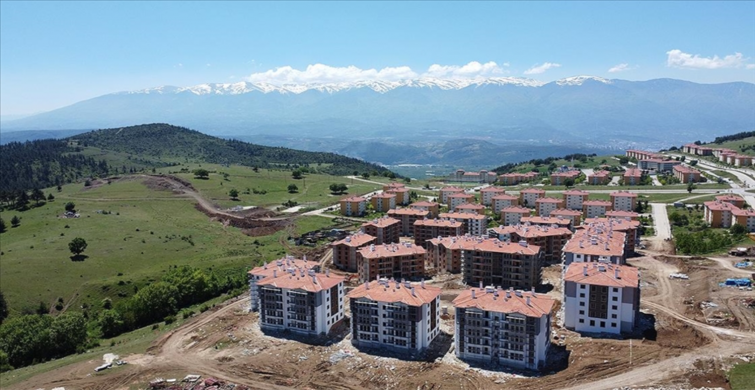 Aylık 7.417 TL ödeyen evinin anahtarını kapacak! İmzayı atanın evi hazır