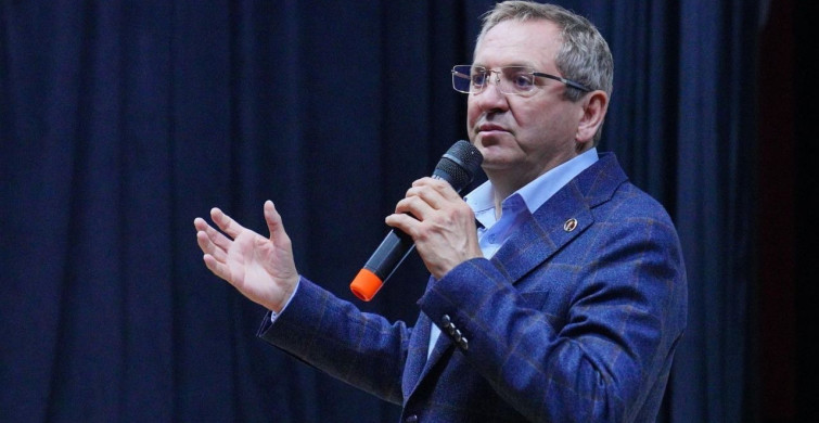 Ayvalık Belediyesi'nden Çevre Dostu Proje: 1. Sınıf Atık Getirme Merkezi