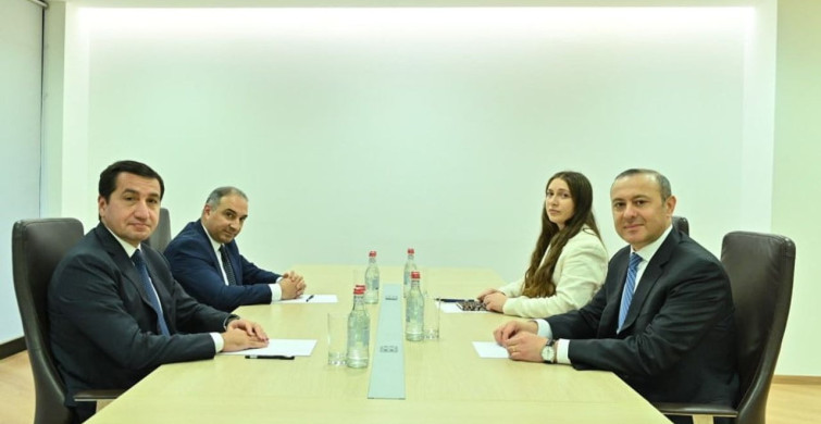 Azerbaycan Cumhurbaşkanı Yardımcısı Hacıyev, Ermenistan Güvenlik Konseyi Sekreteri Grigoryan ile görüştü