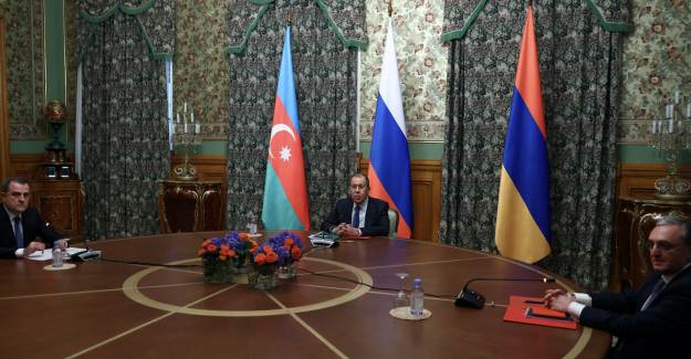 Azerbaycan ve Ermenistan Ateşkeste Anlaştı