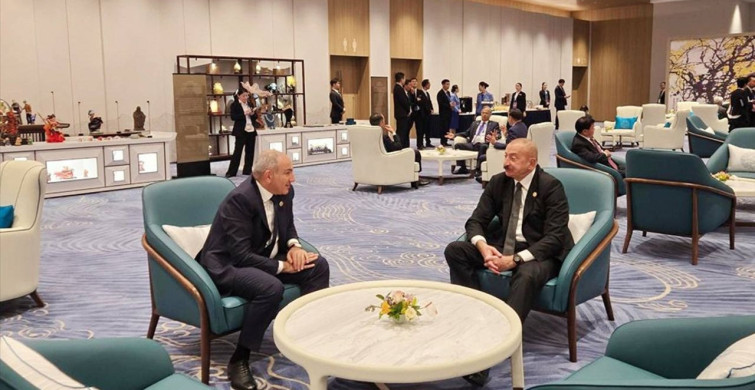 Azerbaycan ve Ermenistan Liderleri Çin'de Bir Araya Geldi