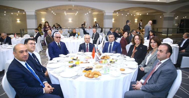 Azerbaycan ve Türkiye İş Dünyası Buluşması Bakü'de Gerçekleşti
