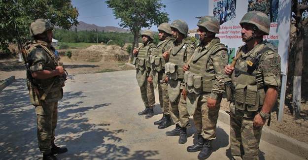 Azerbaycan'da Seferberlik İlan Edildi