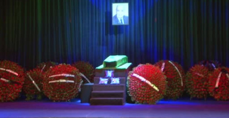 Azerbaycanlı Sanatçı Rasim Balayev Son Yolculuğuna Uğurlandı