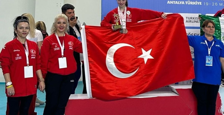 Azmin, inancın ve başarının adı: Sümeyye Uruk