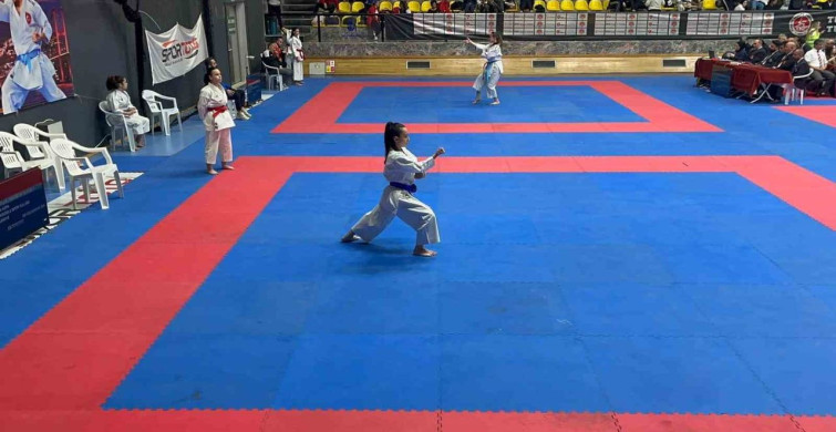 Azra Coşkun Türkiye İkincisi Oldu