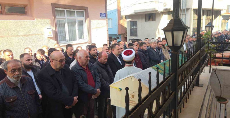 Baba ve Oğlu Cinayetinin Ardından Duygusal Cenaze Töreni