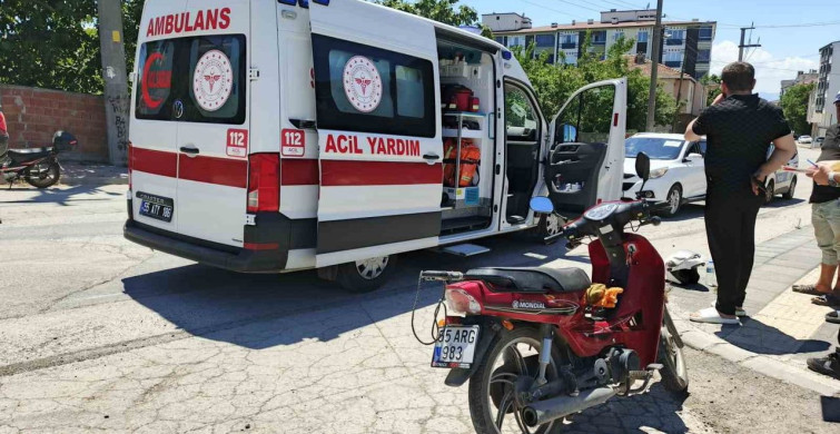 Bafra'da motosiklet sürücüsü trafik kazasında yaralandı