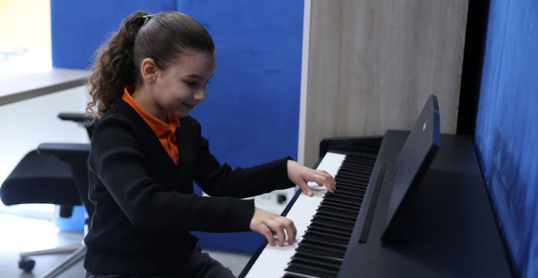 Bağcılar'da 9. Bilgi Evi Hizmete Açıldı