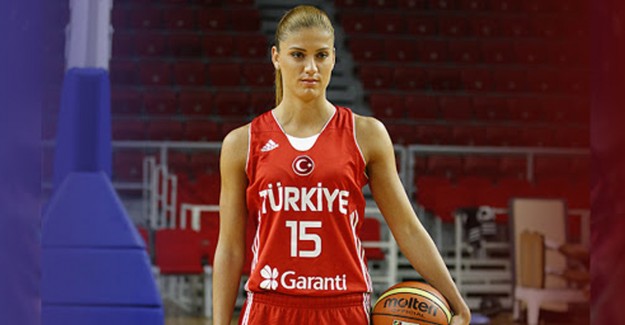 Bahar Çağlar: 'Galatasaray'dayken Fenerbahçe'den Teklif Aldım'