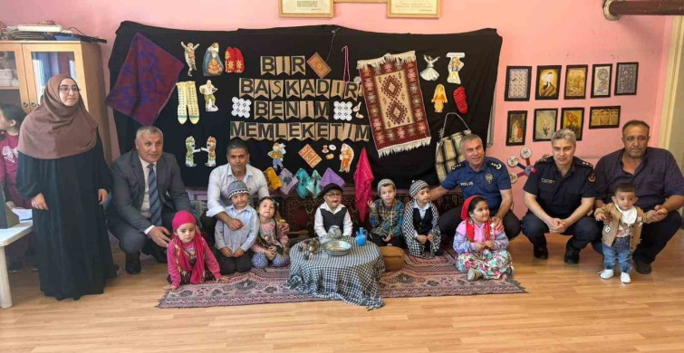 Bahar Şenliği Burhaniye'de Coşkuyla Kutlandı