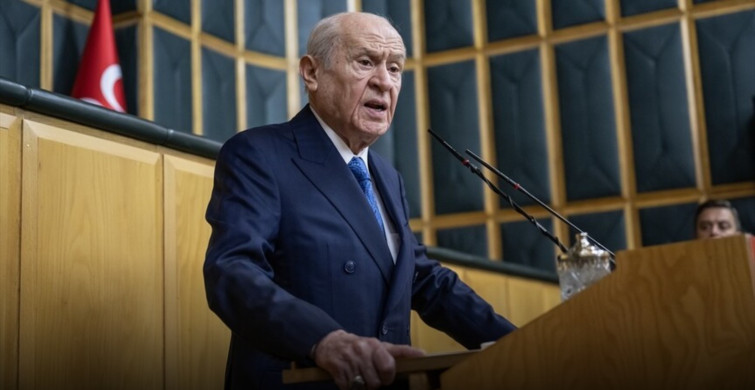 Bahçeli'den gençlere çağrı: İstikbalinizi başka milletlerin göklerinde aramayın