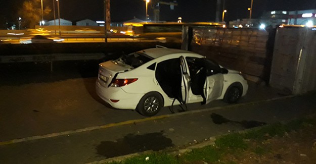 Bahçelievler'de Park Halindeki Araçta Patlama! 2 Yaralı