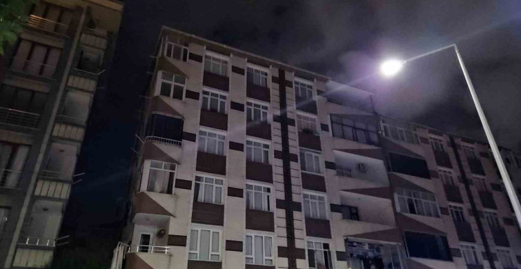 Bahçelievler'de temel kazısı nedeniyle 7 katlı bina tahliye edildi