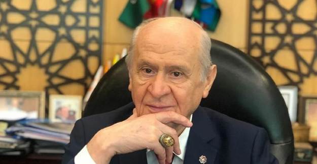 Bahçeli'nin Özel Tasarım Ayasofya Yüzüğü Dikkat Çekti