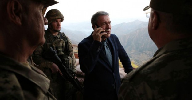 Bakan Akar, ABD'li Mevkidaşı ile Görüştü 
