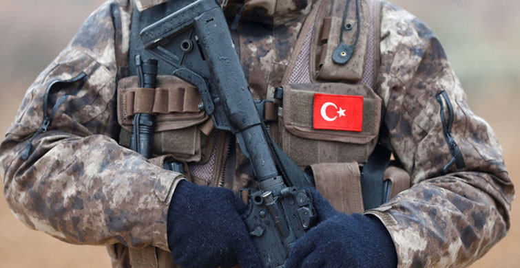 Bakan Akar Açıkladı: 2021'de 988 Terörist Etkisiz Hale Getirildi