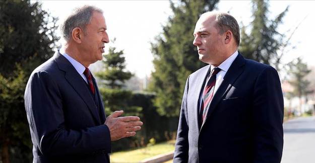 Bakan Akar, İngiliz Mevkidaşı ile Görüştü