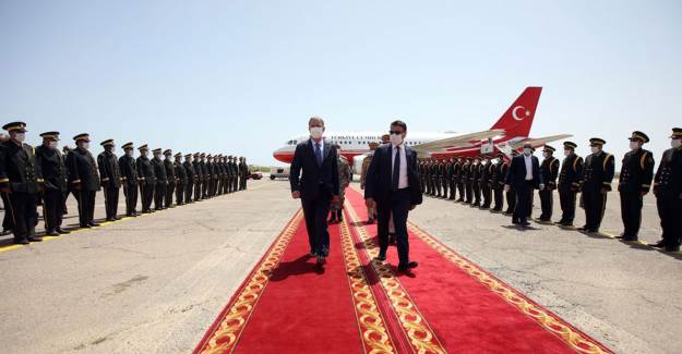 Bakan Akar, Libya'da 