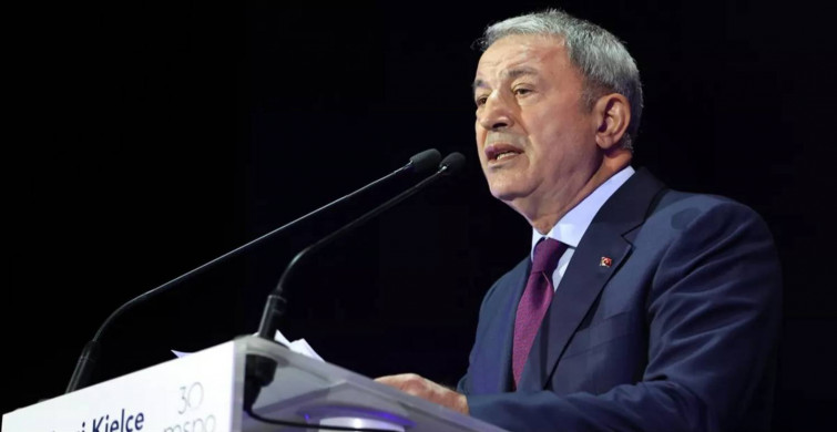 Bakan Akar Yunan mevkidaşına yanıt verdi: Kendilerini gülünç duruma düşürüyorlar