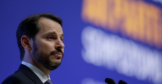 Bakan Albayrak Davos'ta Şirket CEO'larıyla Bir Araya Geldi