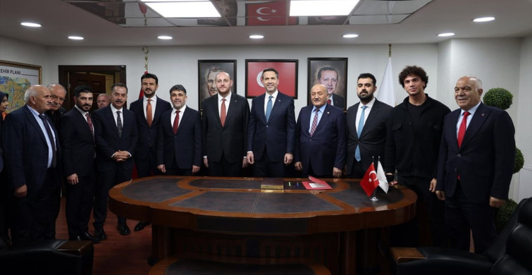 Bakan Bayraktar: Krizlerden Güçlenerek Çıkacağız