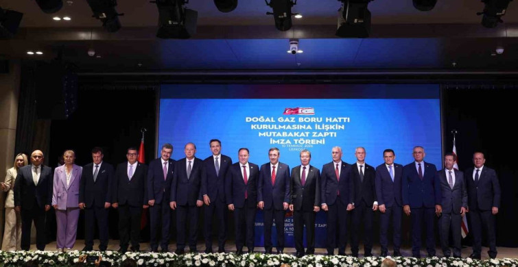 Bakan Bayraktar: Türkiye-kktc arasında yaklaşık 101 kilometre uzunluğunda doğal gaz iletim hattı inşa edilecek