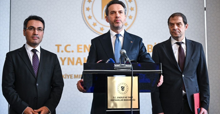 Bakan Bayraktar: YEKA-GES Yarışmaları Türkiye'ye 400 Milyon Dolar Kazandıracak