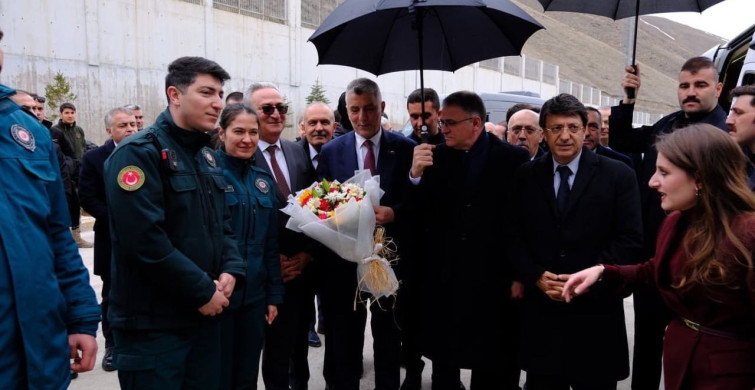 Bakan Bolat: İran’a Açılan Kapılarda Sorun Yok